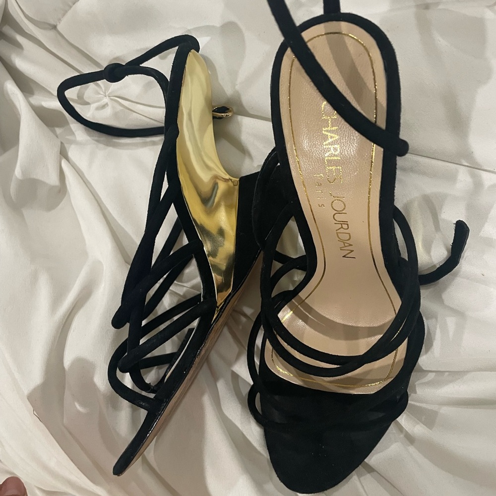 Charles Jourdan Geometric heels
